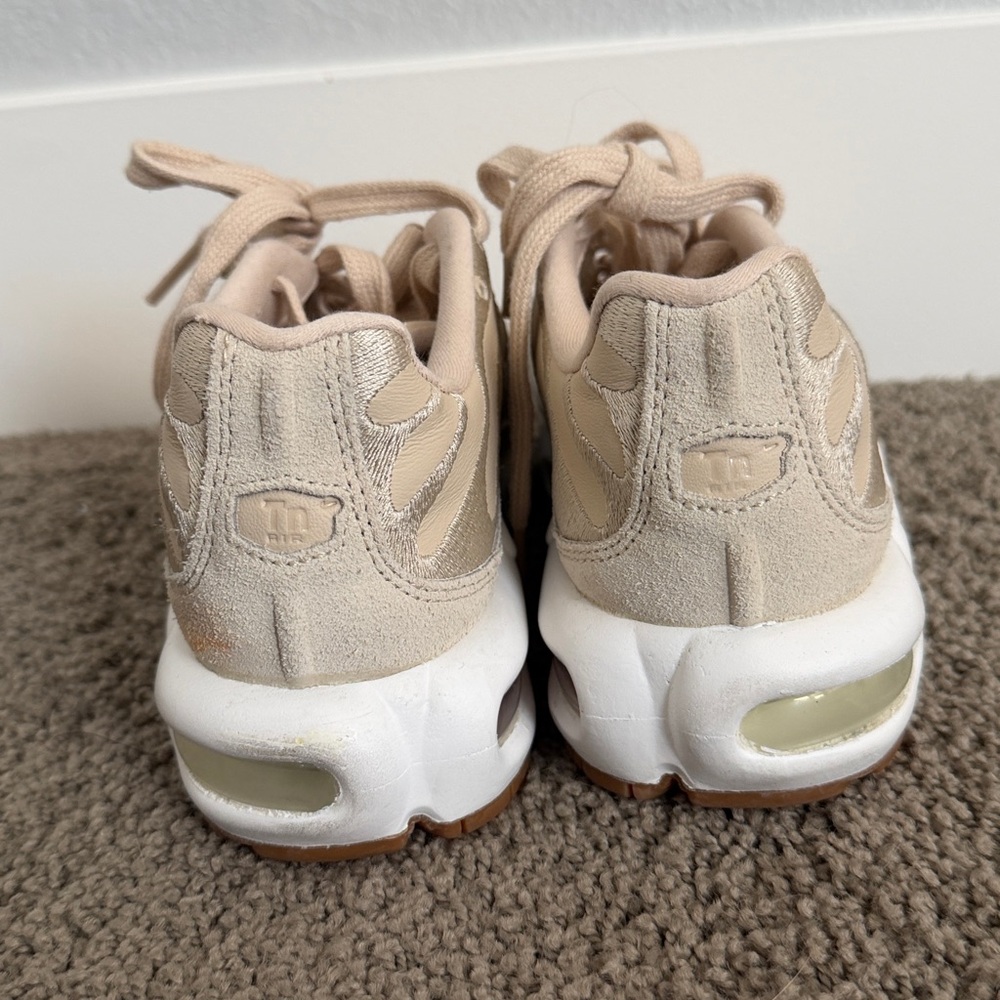 Nike Air Max Plus tan - Picture 9 of 14